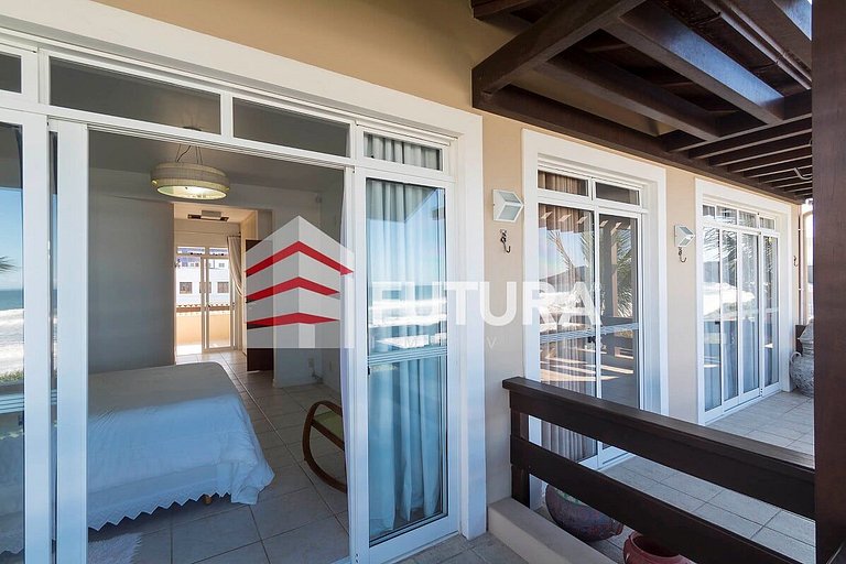 Casa Beira mar com 03 dormitórios - LC114F