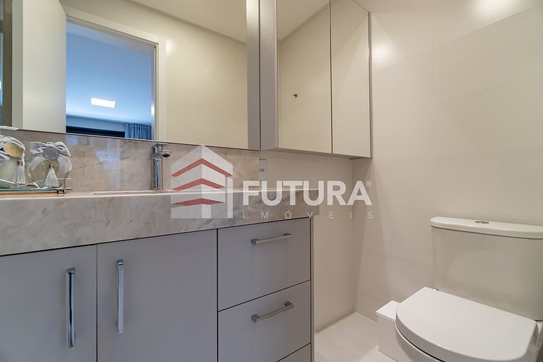 Apartamento com 03 dormitórios - LA011EF