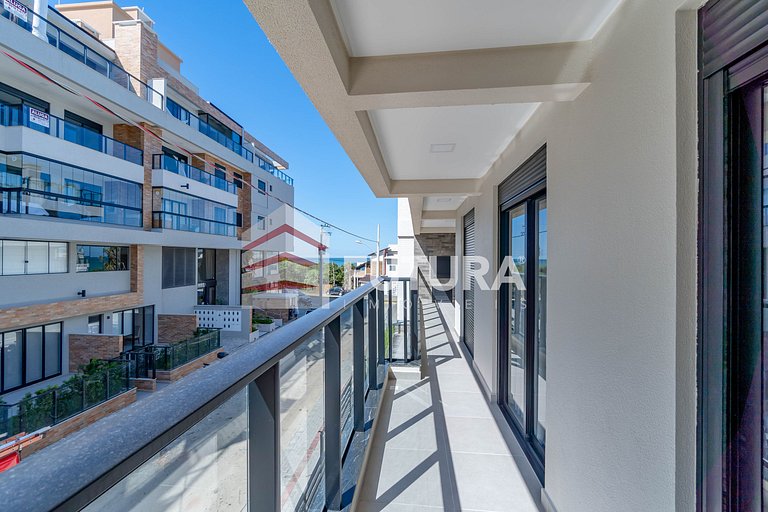 Apartamento com 03 dormitórios - LA011EF