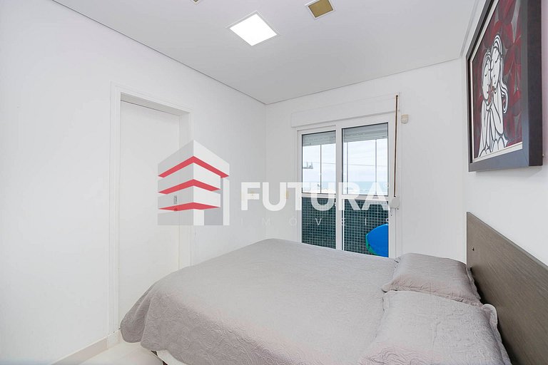 Apartamento com 03 dormitórios - LA208F