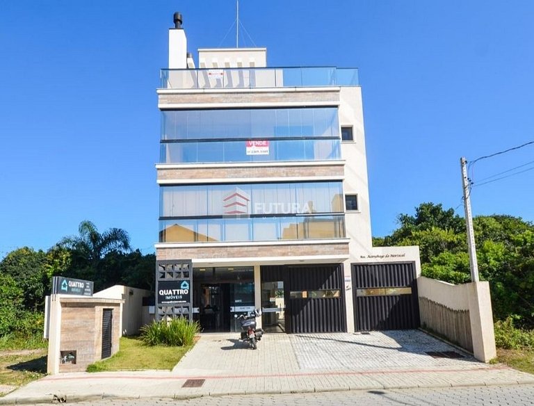 Apartamento com ampla vista para a praia;
