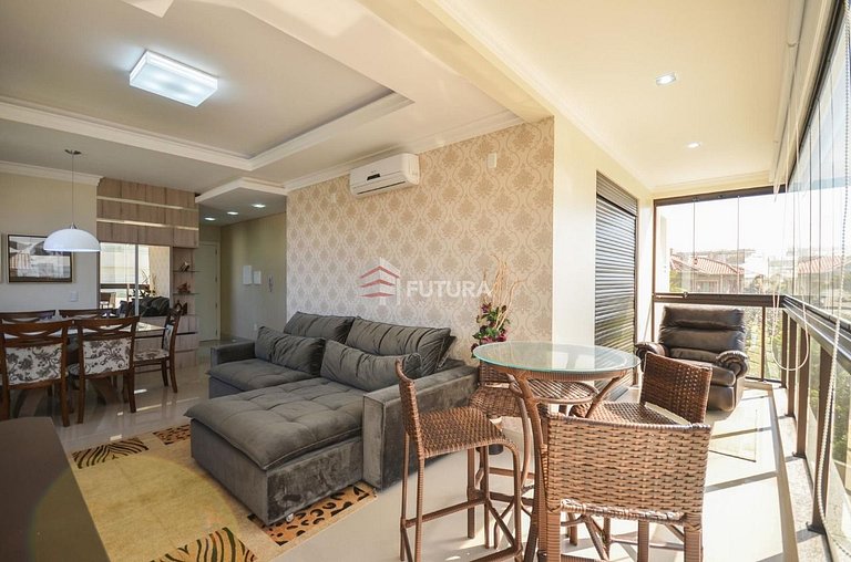 Apartamento com ampla vista para a praia;