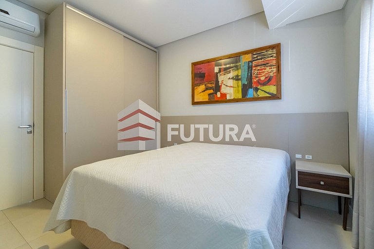 Cobertura duplex na praia do Mariscal - LA008EF