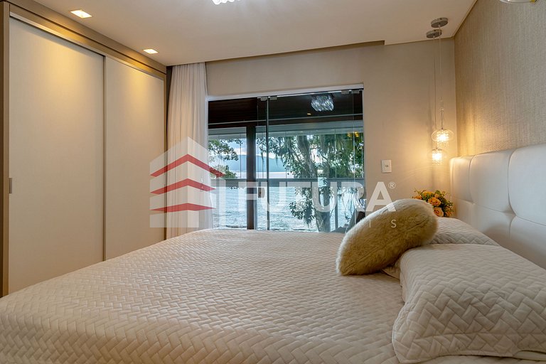 Aluguel de Temporada Casa Beira Mar na Praia da Lagoinha - B