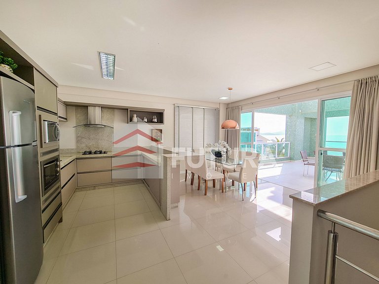 Cobertura duplex com vista para o mar - LA022EF