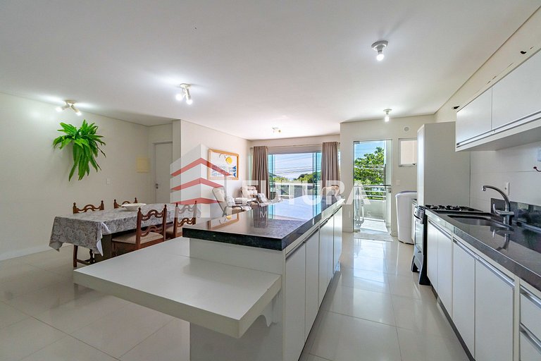 Apartamento de 03 suítes em Canto Grande - LA014EF
