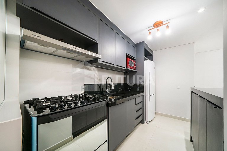 Apartamento com 03 dormitórios - LA013EF