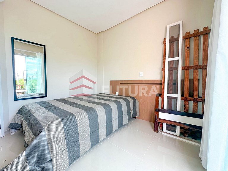 Apartamento com 03 dormitórios - LA268F