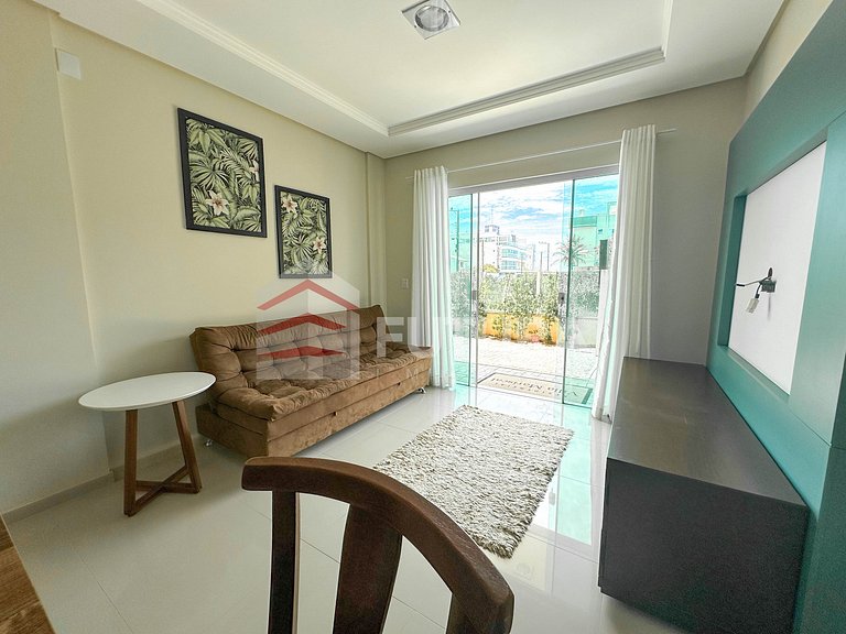 Apartamento com 03 dormitórios - LA268F