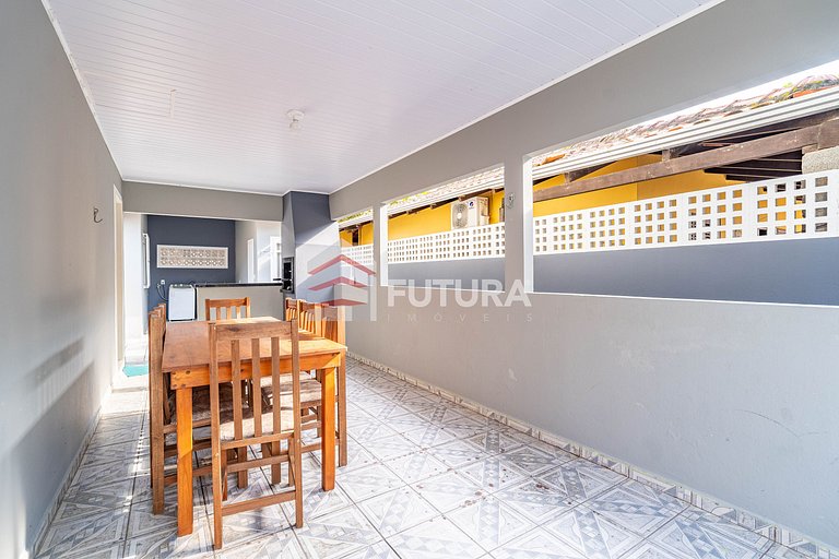 Aluguel de Temporada em Bombinhas – Casa com 3 quartos LC011