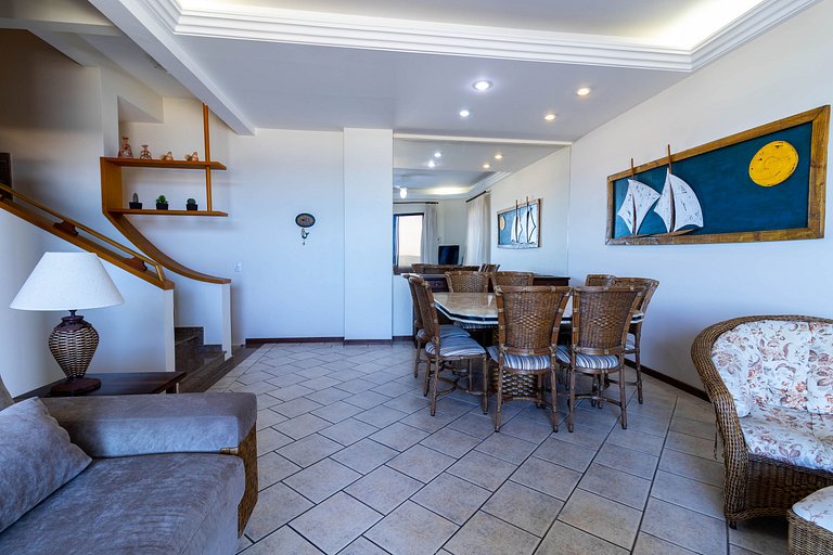 Maravilhoso triplex beira mar para aluguel Bombas