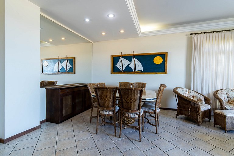 Maravilhoso triplex beira mar para aluguel Bombas