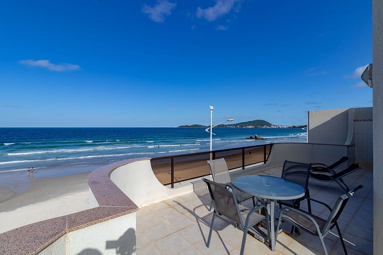 Maravilhoso triplex beira mar para aluguel Bombas