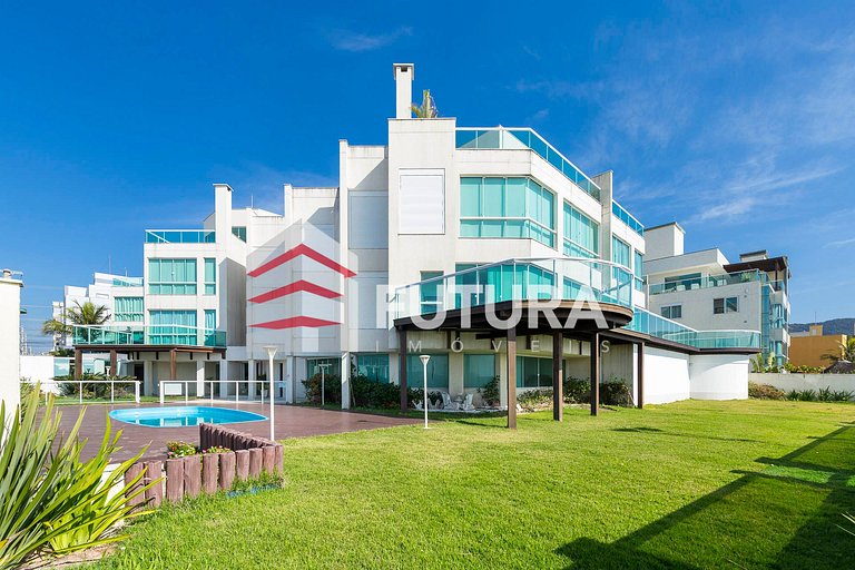 Apartamento com 3 suítes Beira Mar em Bombas SC