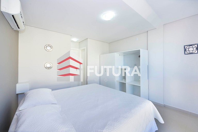 Apartamento a 150m da praia do Mariscal - LA010EF
