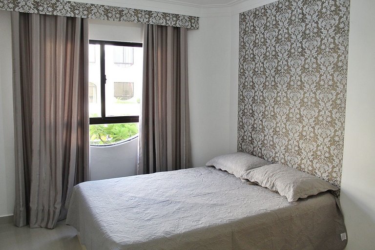 Apartamento 04 dormitórios, vista mar em Bombas