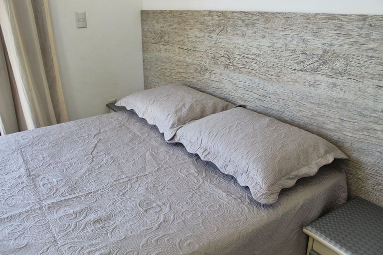 Apartamento 04 dormitórios, vista mar em Bombas - Bombas Int