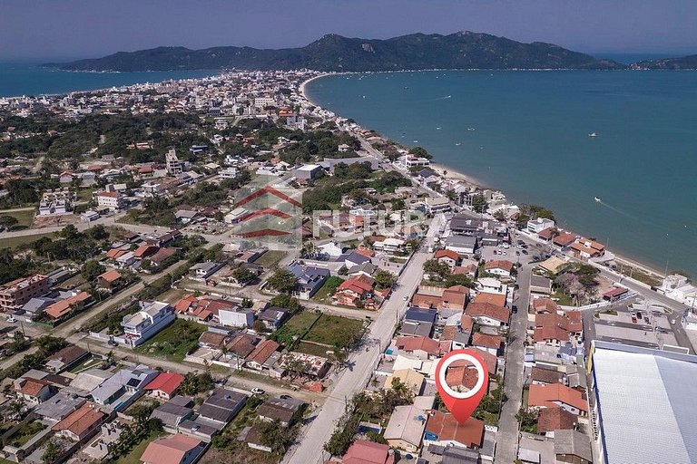 CASA COM 04 DORMITÓRIOS EM MORRINHOS