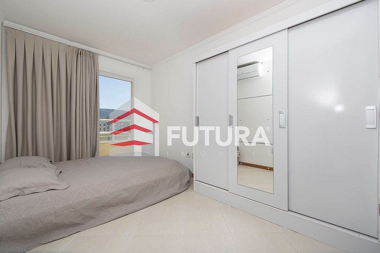 Apartamento para aluguel de temporada em Bombas - SC