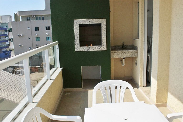 Apartamento para aluguel de temporada em Bombas - SC