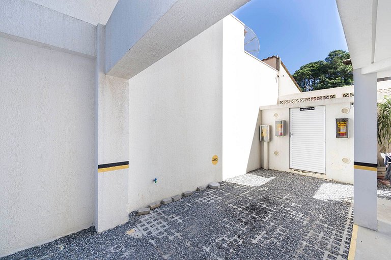 Apartamento para aluguel de temporada em Bombas - SC - Dinap