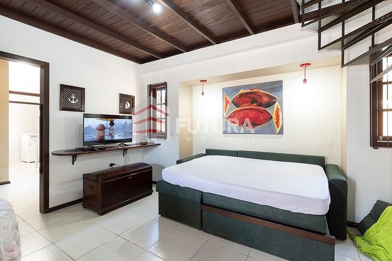 Casa com 3 dormitórios 1 MEZANINO em Mariscal - Código LC137