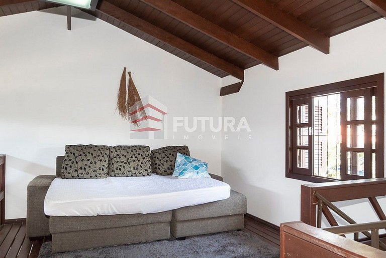 Casa com 3 dormitórios 1 MEZANINO em Mariscal - Código LC137