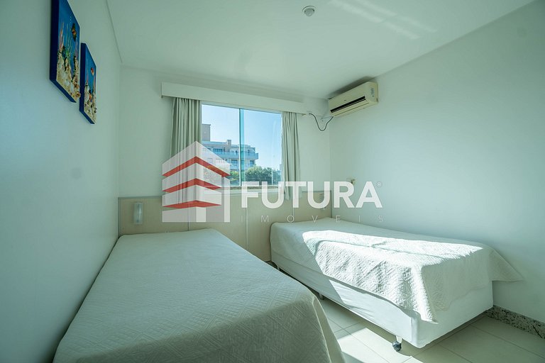 Apartamento com 2 dormitórios em Canto Grande - código LA206