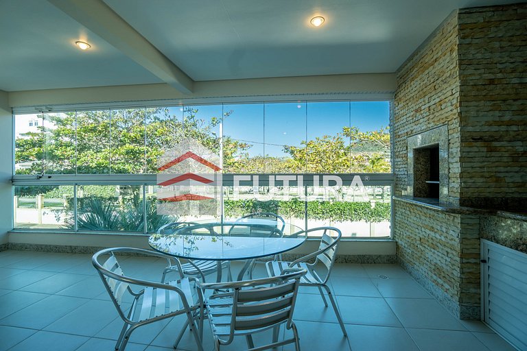 Apartamento com 2 dormitórios em Canto Grande - código LA206