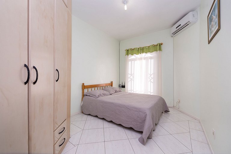 Excelente casa para temporada em Bombas