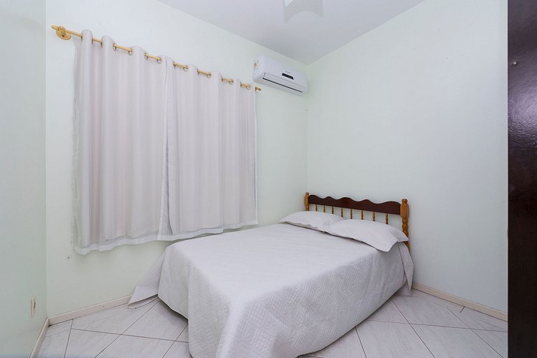 Excelente casa para temporada em Bombas