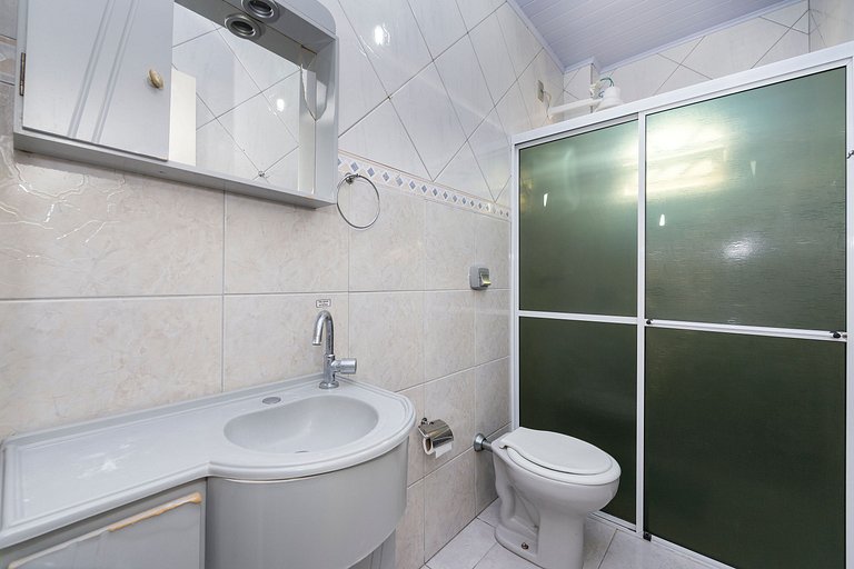 Excelente casa para temporada em Bombas
