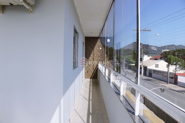 Apartamento 02 quartos c/ vista mar;