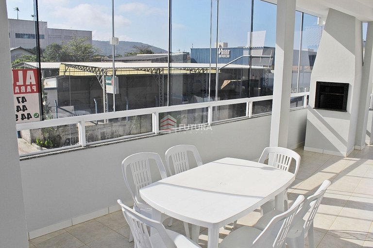 Apartamento 02 quartos c/ vista mar;