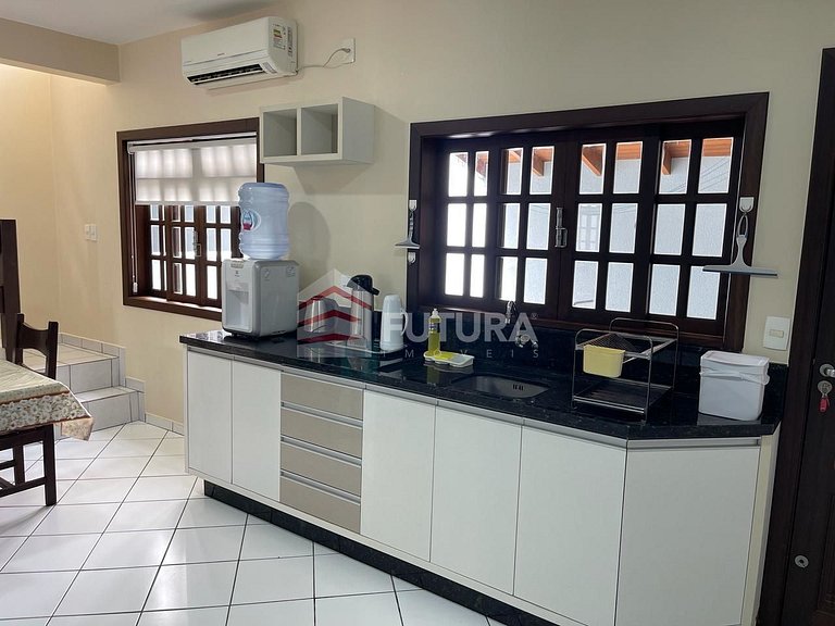 Sobrado Duplex aluguel de temporada em Bombas