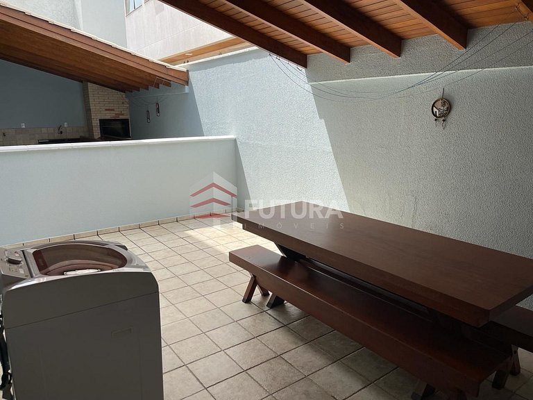Sobrado Duplex aluguel de temporada em Bombas