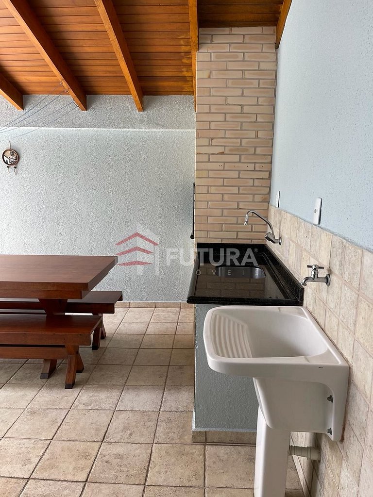 Aluguel de Temporada em Bombinhas – Casa com 2 Dormitórios L