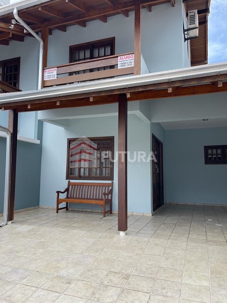 Sobrado Duplex aluguel de temporada em Bombas