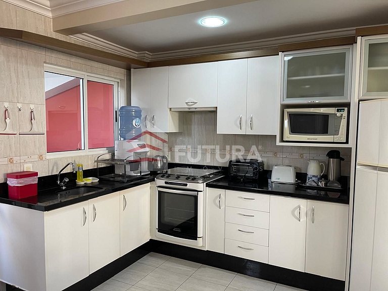 Aluguel de Temporada em Bombinhas – Sobrado Triplex com 3 Do