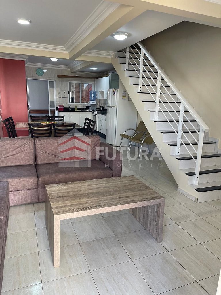 Aluguel de Temporada em Bombinhas – Sobrado Triplex com 3 Do