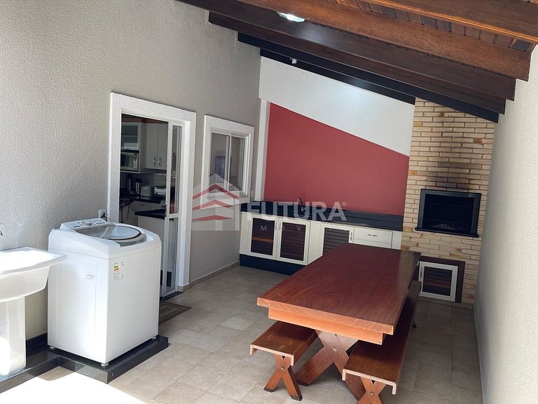 Aluguel de Temporada em Bombinhas – Sobrado Triplex com 3 Do