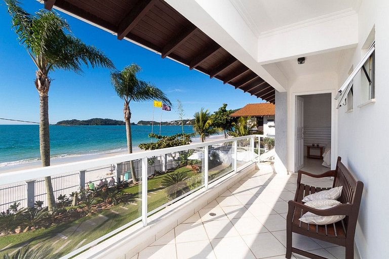 Casa para 18 pessoas Beira mar em Bombinhas