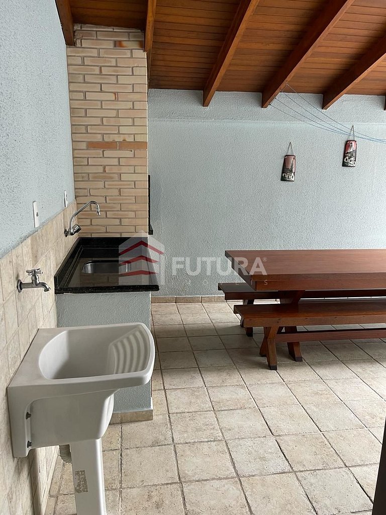 Aluguel de Temporada em Bombinhas – Sobrado Triplex  com 2 D