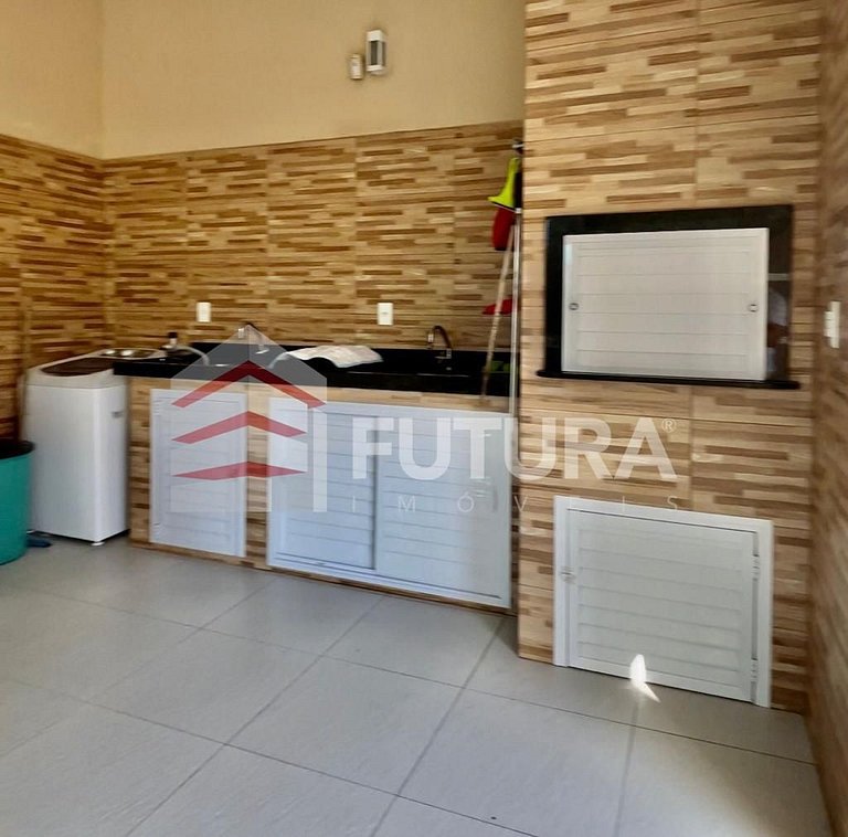 CASA COM 04 DORMITÓRIOS - LC115F