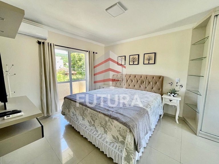 Aluguel de Temporada em Bombinhas – Casa com 5 quartos e Pis