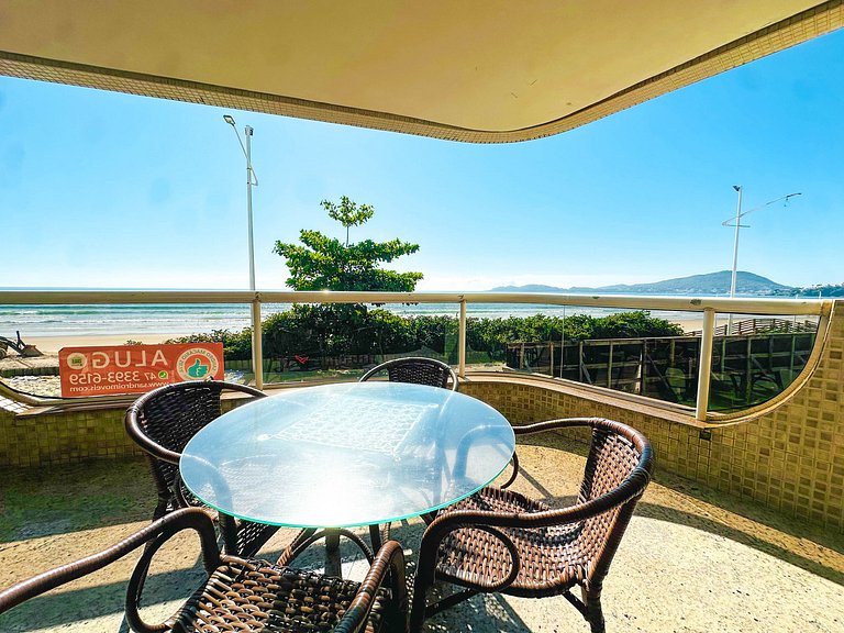 Apartamento vista Mar na praia de Bombas