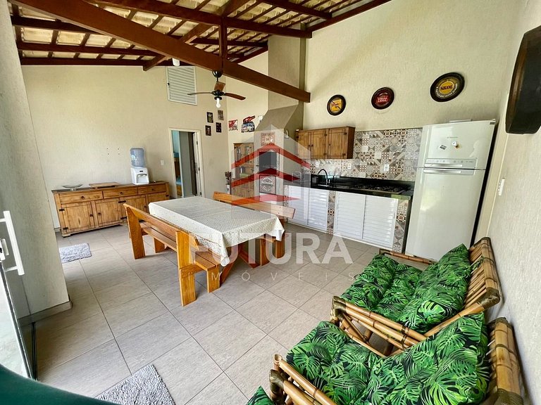 Aluguel de Temporada em Bombinhas – Casa com 5 quartos e Pis