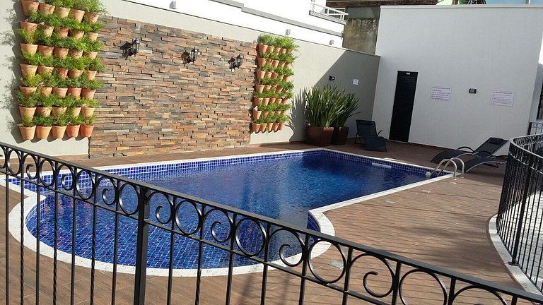 Apartamento com 02 dormitórios em Bombas
