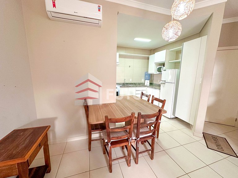 Apartamento 02 dormitórios em Mariscal - LA019EF