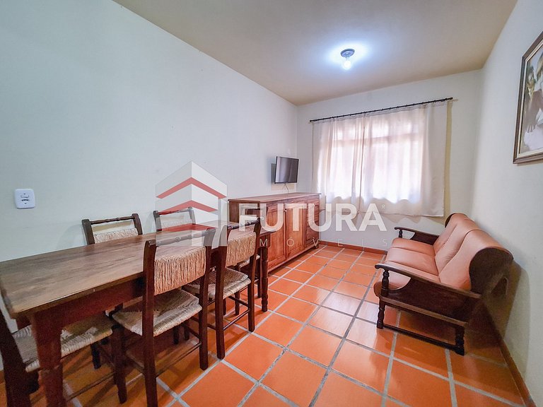 Apartamento 02 dormitórios a 50 mts da praia;